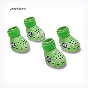 CROCS Dogs Vibrant Green Water Shoes